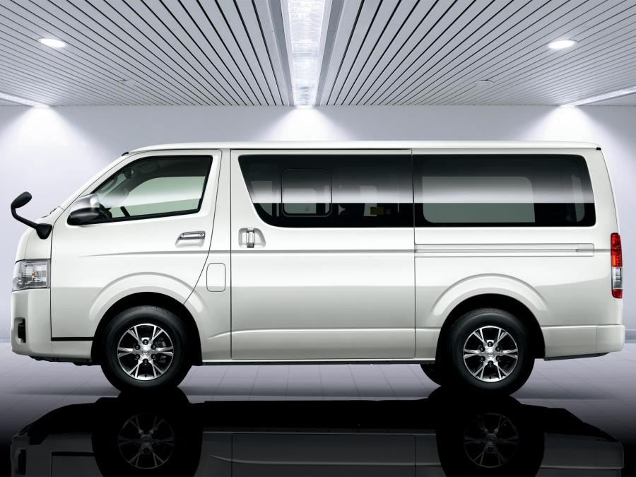  Toyota Hiace Super GL 2013 года  (фото 8 из 10)